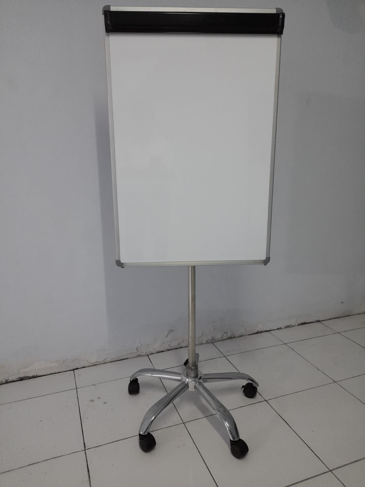Jual Flip Chart Roda 5