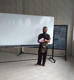 Papan Tulis whiteboard 120x240 Standing Magnetik Harga murah di bogor