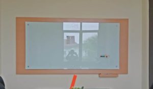 Jual papan tulis kaca glassboard murah di bogor