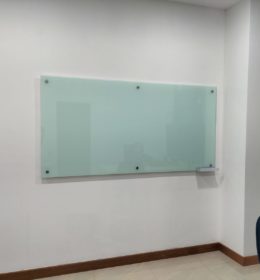 Papan Tulis Kaca Glassboard 120x200 Magnetik Gantung di bogor