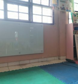 toko jual Papan Tulis Kaca Glassboard harga murah di bogor