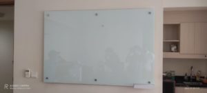 toko jual Papan Tulis Kaca Glassboard murah di bogor