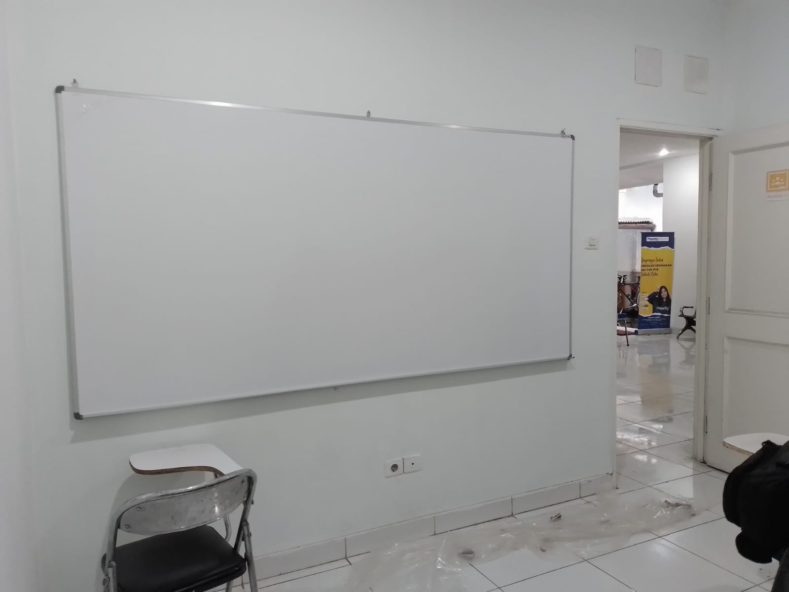 Jual Papan Tulis Whiteboard Hanako 120x240 Gantung Magnetik