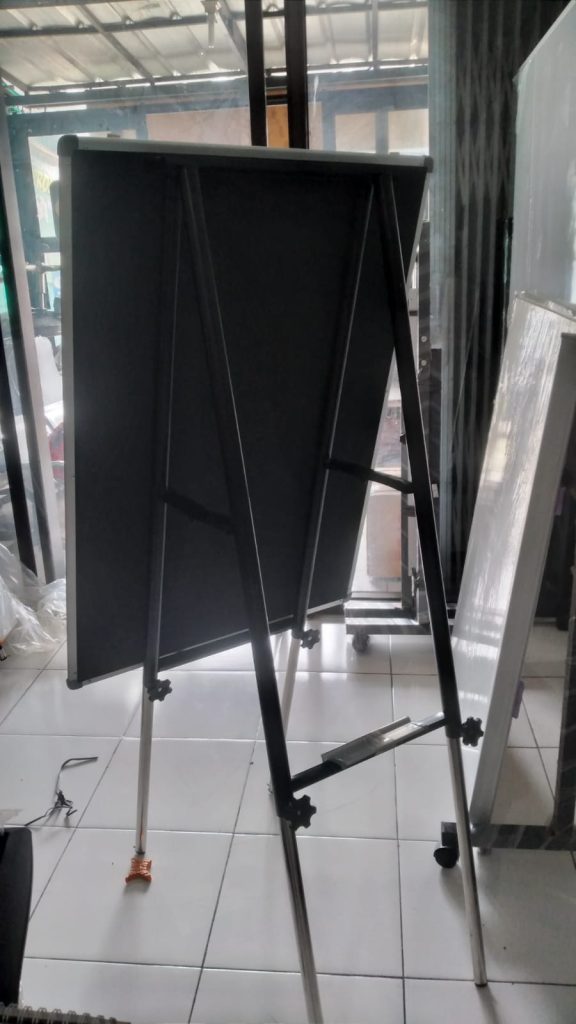 Flipcahart kaki 4 belakang