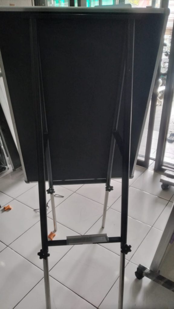 Flipcahart kaki 4 belakang