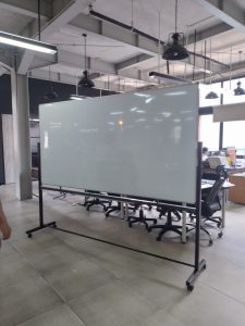 Papan Tulis Whiteboard Standing 120x240 Magnetic Trnatv